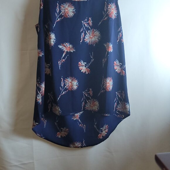 Halogen Women's Sleeveless Dark Blue Floral Tank Top, Size Small. - Picture 6 of 8